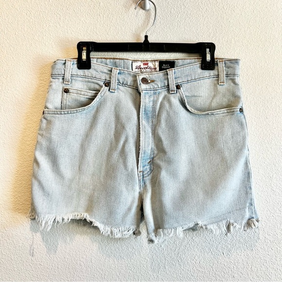Vintage Levi’s 540 Cut Off Shorts Women’s 34 Flex Denim High Rise Distressed - Picture 1 of 10